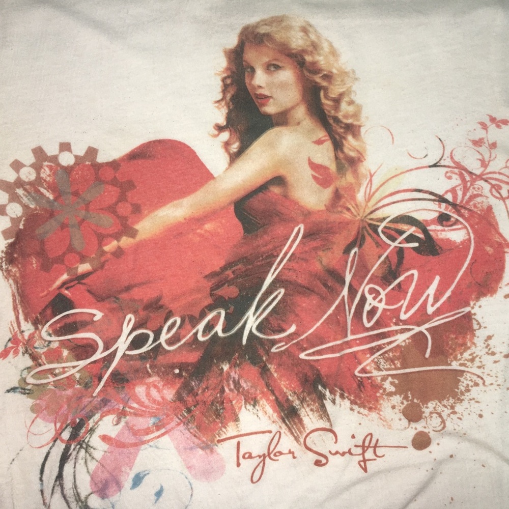 RARE Taylor Swift “Speak Now” t-shirt